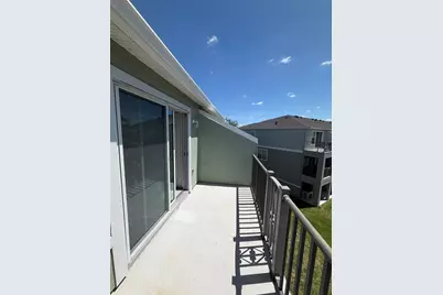 4817 Tuscan Loon Drive, Tampa, FL 33619 - Photo 15