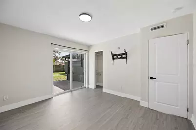 6036 Dogwood Drive, Orlando, FL 32807 - Photo 11