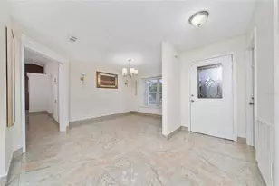 112 Rosewood Ct, Kissimmee, FL 34743 - Photo 3