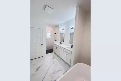 239 Greenbrier Avenue NW, Palm Bay, FL 32907 - Photo 21