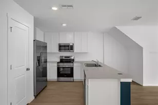 831 Lynx, Davenport, FL 33837 - Photo 3