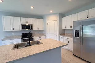 2811 Parkfield Rd, Saint Cloud, FL 34772 - Photo 5