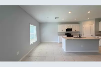 2811 Parkfield Road, Saint Cloud, FL 34772 - Photo 9