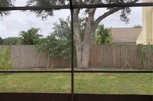 9405 Hidden Water Cir, Riverview, FL 33578 - Photo 25