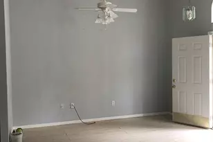 9405 Hidden Water Cir, Riverview, FL 33578 - Photo 5