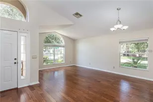 7139 Colony Pointe Dr, Riverview, FL 33578 - Photo 3