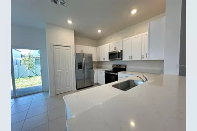 2655 Buttercup Lucine Lane, Ruskin, FL 33570 - Photo 5