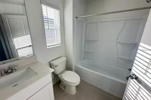 2655 Buttercup Lucine Ln, Ruskin, FL 33570 - Photo 23