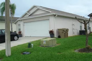 1036 Clear Creek Cir, Clermont, FL 34714 - Photo 3