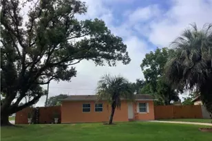 5102 Manduria St, Orlando, FL 32819 - Photo 5