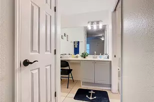 2810 Club Cortile Cir, Kissimmee, FL 34746 - Photo 17