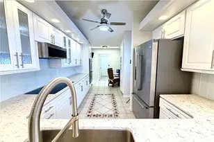 5813 Merion Way, Sarasota, FL 34243 - Photo 5