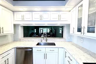 5813 Merion Way, Sarasota, FL 34243 - Photo 11
