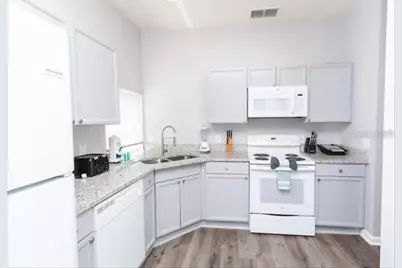 8121 Fan Palm Way, Kissimmee, FL 34747 - Photo 11