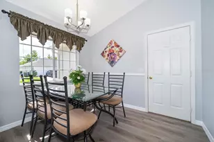 215 Paradise Woods Pl, Davenport, FL 33896 - Photo 7