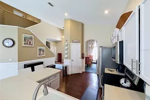 208 Castlemain Cir, Davenport, FL 33897 - Photo 7