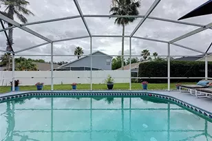 208 Castlemain Cir, Davenport, FL 33897 - Photo 13