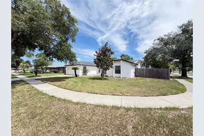9923 Castleton Street, Orlando, FL 32817 - Photo 3