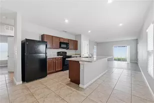 1530 Finnigan Cir, Haines City, FL 33844 - Photo 5