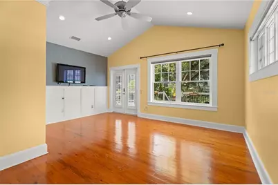 613 E Pine Street, Orlando, FL 32801 - Photo 17