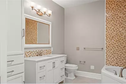 613 E Pine Street, Orlando, FL 32801 - Photo 19