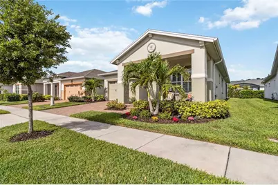2748 Greenlands Street, Saint Cloud, FL 34772 - Photo 3