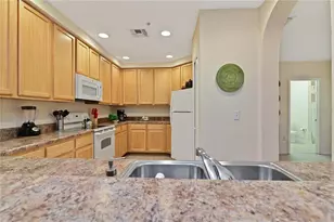 3060 Pirates Retreat Ct, Kissimmee, FL 34747 - Photo 13