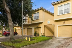 2736 Oakwater Dr, Kissimmee, FL 34747 - Photo 7