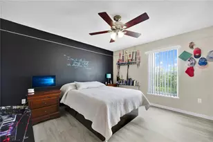 1945 Myakka Ct, Kissimmee, FL 34759 - Photo 17