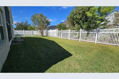 2713 Barnsley Lane, Kissimmee, FL 34744 - Photo 21