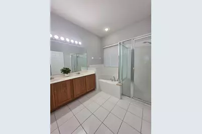 2713 Barnsley Lane, Kissimmee, FL 34744 - Photo 27