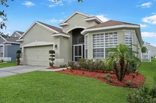 2713 Barnsley Ln, Kissimmee, FL 34744 - Photo 3