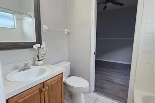 2713 Barnsley Ln, Kissimmee, FL 34744 - Photo 9