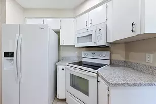 230 W Staggerbush Path, Beverly Hills, FL 34465 - Photo 17
