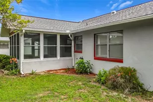 230 W Staggerbush Path, Beverly Hills, FL 34465 - Photo 5