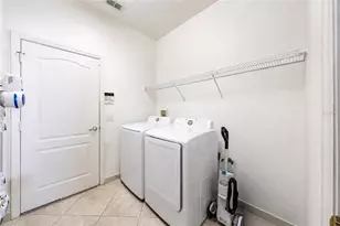 3058 Bay Laurel Cir N, Kissimmee, FL 34744 - Photo 29