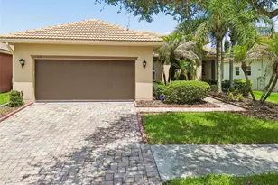 518 Davinci Pass, Kissimmee, FL 34759 - Photo 3