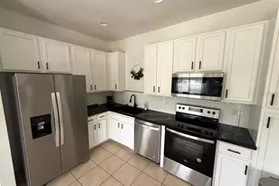 2425 Caravelle Cir, Kissimmee, FL 34746 - Photo 11