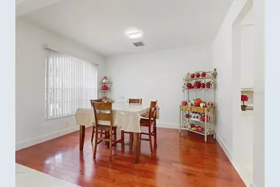 6609 Lake Pembroke Place, Orlando, FL 32829 - Photo 7