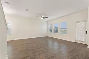 8801 Beth Page Ln, Davenport, FL 33896 - Photo 9
