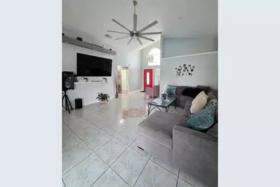 763 Country Woods Circle, Kissimmee, FL 34744 - Photo 3