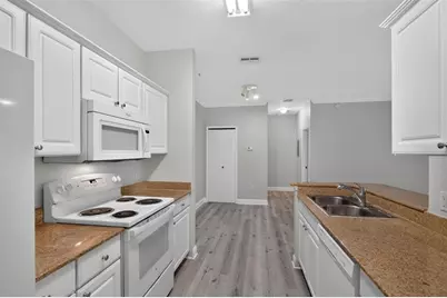 304 Southern Pecan Circle #208, Winter Garden, FL 34787 - Photo 3