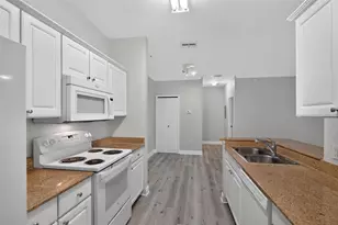304 Southern Pecan Cir, Winter Garden, FL 34787 - Photo 3