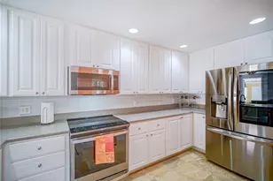 8523 Leatherleaf Ln, Orlando, FL 32827 - Photo 9