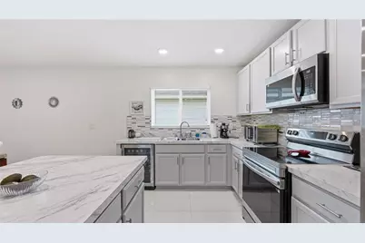 2457 Bulrush Drive, Saint Cloud, FL 34769 - Photo 3