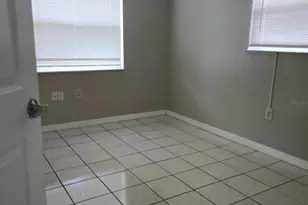 727 Michigan Ct, Saint Cloud, FL 34769 - Photo 5