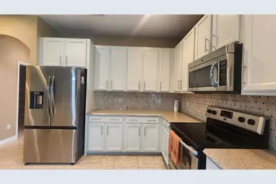 1915 Acacia Drive, Kissimmee, FL 34758 - Photo 5
