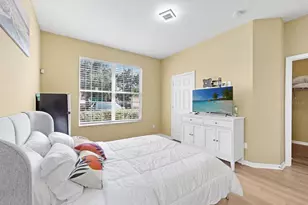 1302 S Beach Cir, Kissimmee, FL 34746 - Photo 19