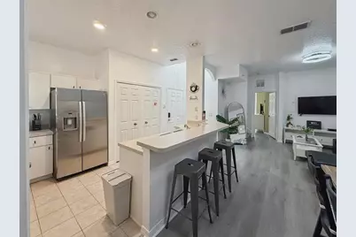 1302 S Beach Circle, Kissimmee, FL 34746 - Photo 9