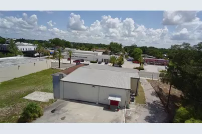 208 E Lake Avenue, Auburndale, FL 33823 - Photo 23